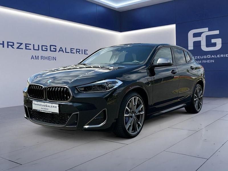 Black sapphire metallic Gebraucht 2021 BMW X2 Performance SUV | 32.900 € (Fairer Preis) - Bild 1/4