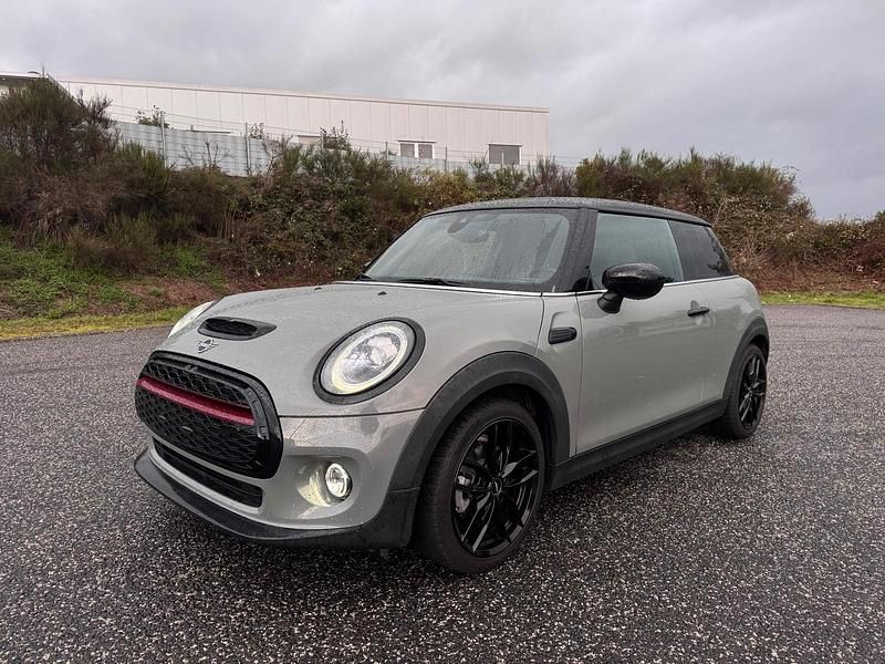 Gebraucht Mini Cooper S 135 kW (184 PS) 2020 Schwarz Kleinwagen