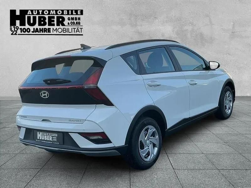 Neu Hyundai Bayon Trend 101 PS (74 kW) 2025 Weiß SUV
