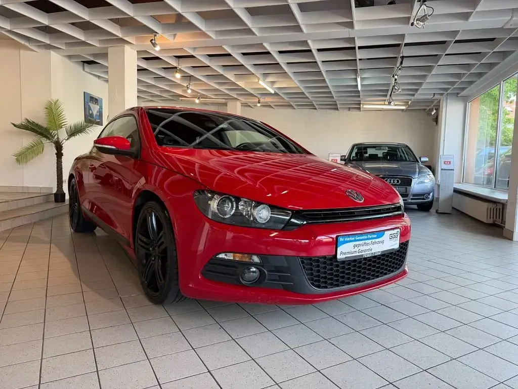 Gebraucht VW Scirocco Life 122 PS (89 kW) 2014 Rot Coupé