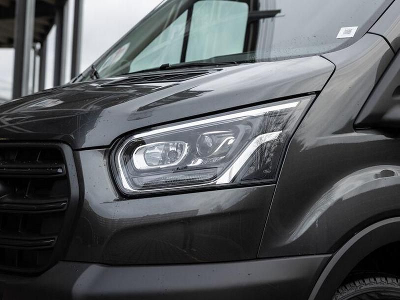 Gebraucht Ford Transit Trend 131 PS (96 kW) 2024 Grau Limousine