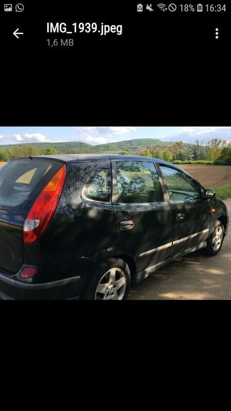 Schwarz Gebraucht 2005 Nissan Almera Tino Van / Kleinbus | 3.999 € - Bild 1/4