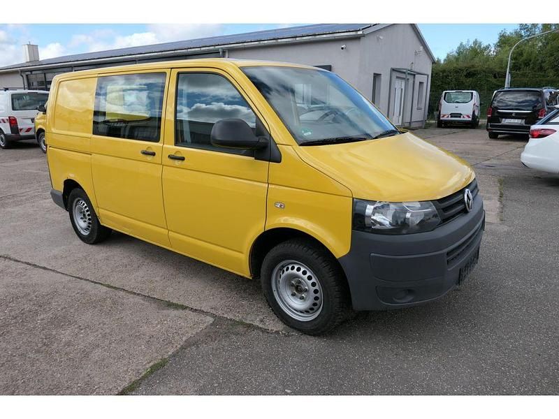 Gebraucht VW T5 84 PS (61 kW) 2012 Ginstergelb r1032 Van