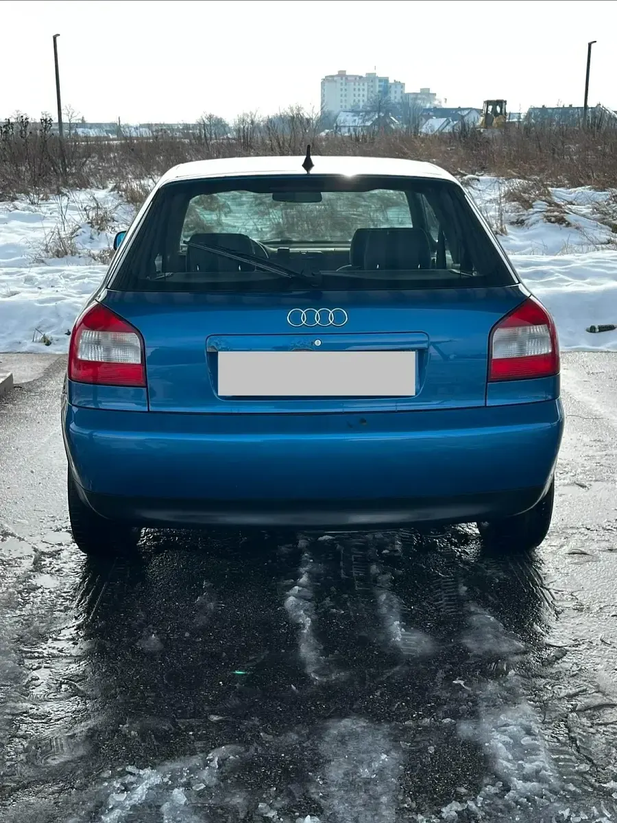 Gebraucht Audi A3 101 PS (74 kW) 2001 Blau Kleinwagen