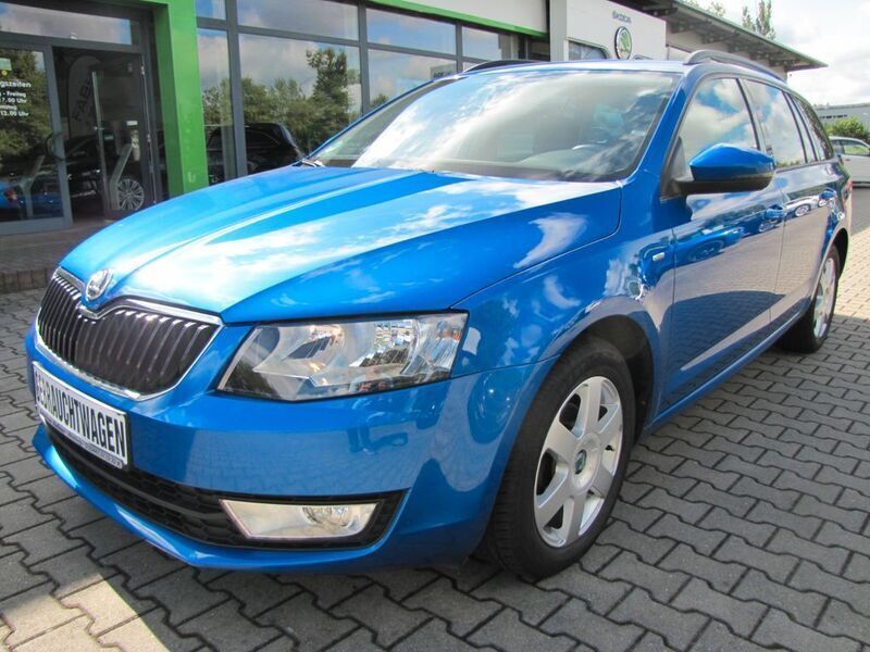 Blau Gebraucht 2016 Skoda Octavia Joy Kombi | 10.650 € (Fairer Preis) - Bild 1/4