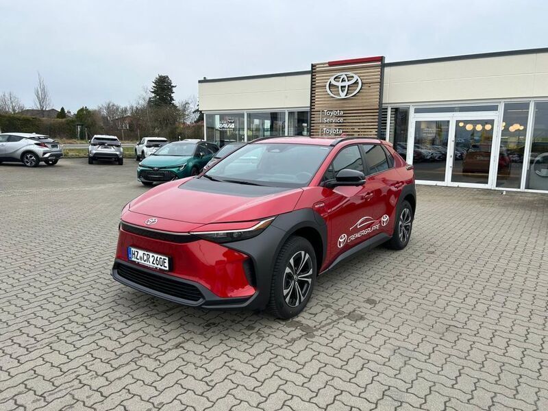 Rot Gebraucht 2023 Toyota bZ4X Comfort SUV | 31.550 € (Fairer Preis) - Bild 1/4