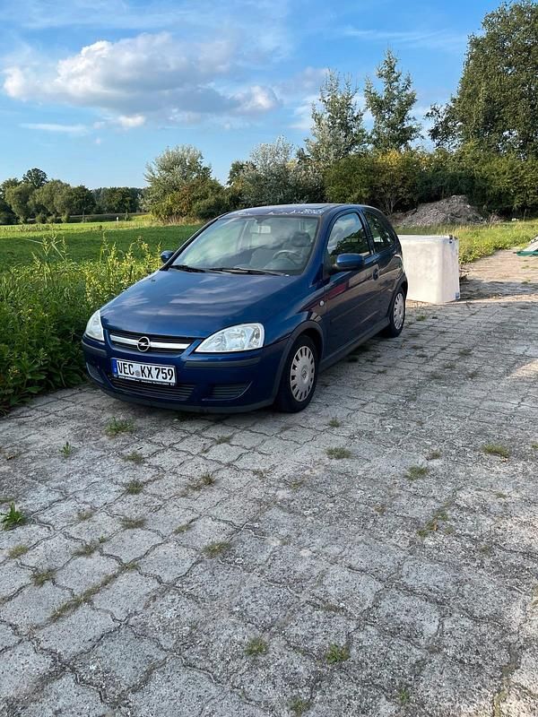Blau Gebraucht 2003 Opel Corsa Kleinwagen | 800 € (Superpreis) - Bild 1/4