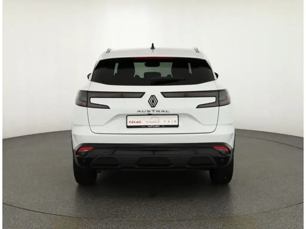 Gebraucht Renault Austral Techno 158 PS (116 kW) 2025 Arktisweiss SUV