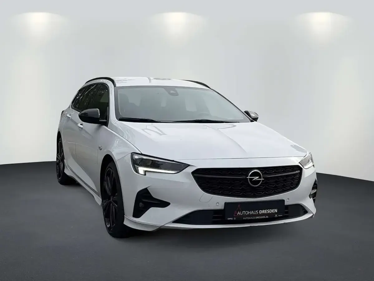 Gebraucht Opel Insignia Ultimate 174 PS (127 kW) 2022 Jade weiss Kombi