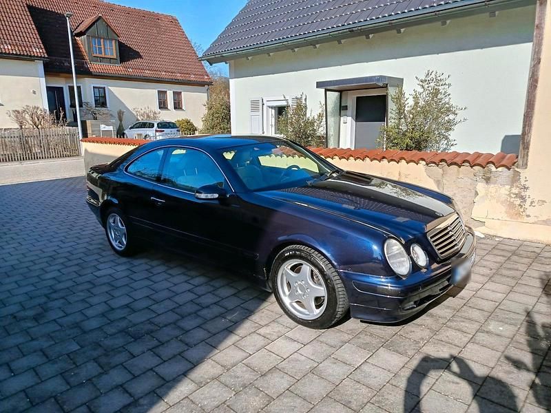 Gebraucht Mercedes 320 218 PS (160 kW) 2002 Blau Coupé