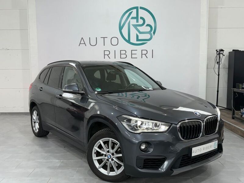 Grau Gebraucht 2018 BMW X1 Advantage SUV | 17.900 € (Guter Preis) - Bild 1/4
