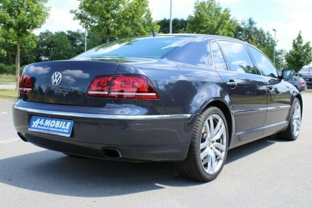 Second-hand VW Phaeton 335 CP (246 kW) 2015 Gri Berlinǎ