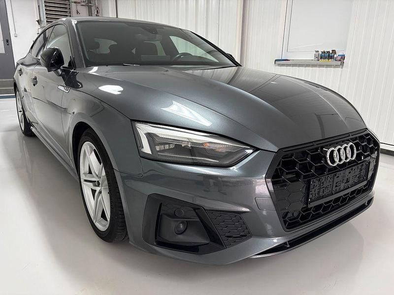 Gebraucht Audi A5 Sportback S-Line 190 PS (139 kW) 2020 Grau Kleinwagen