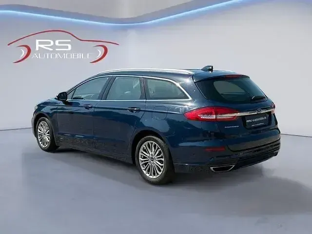 Gebraucht Ford Mondeo Titanium 190 PS (139 kW) 2021 Blau Kombi