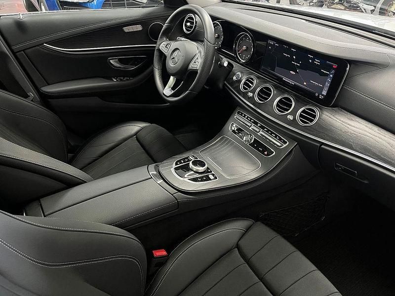 Gebraucht Mercedes E250 211 PS (155 kW) 2019 Silber Kombi