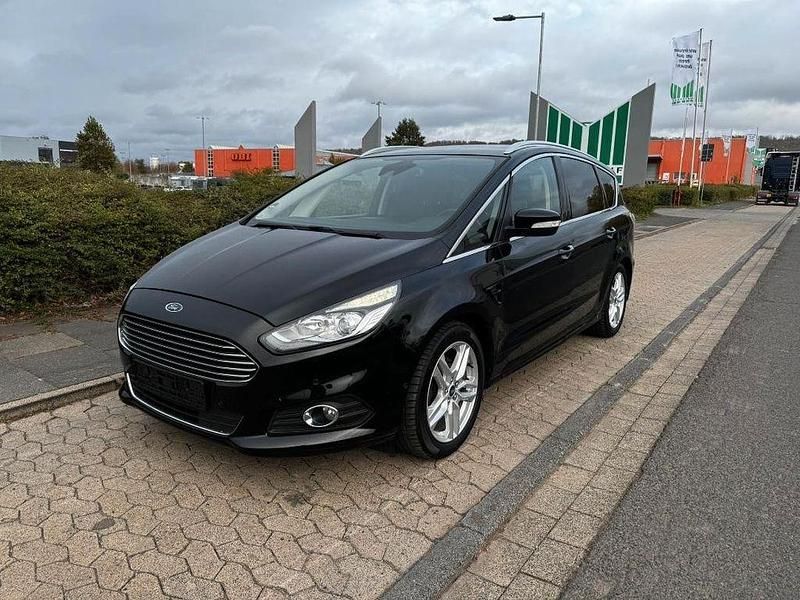 Gebraucht Ford S-MAX Titanium 209 PS (153 kW) 2015 Schwarz Van / Kleinbus