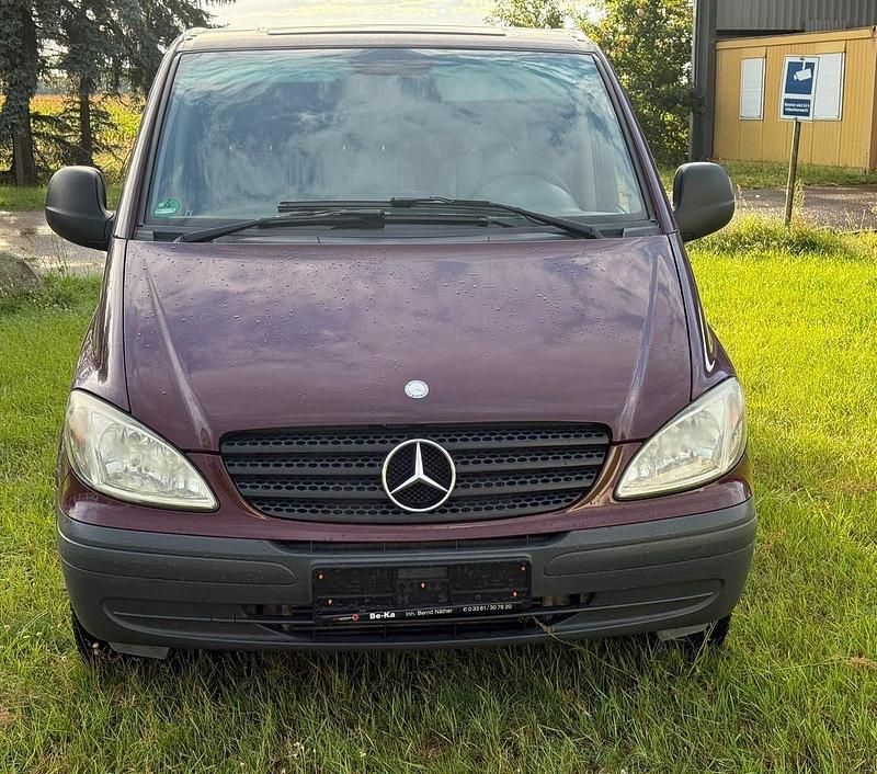 Gebraucht Mercedes Vito 116 PS (85 kW) 2008 Rot Van