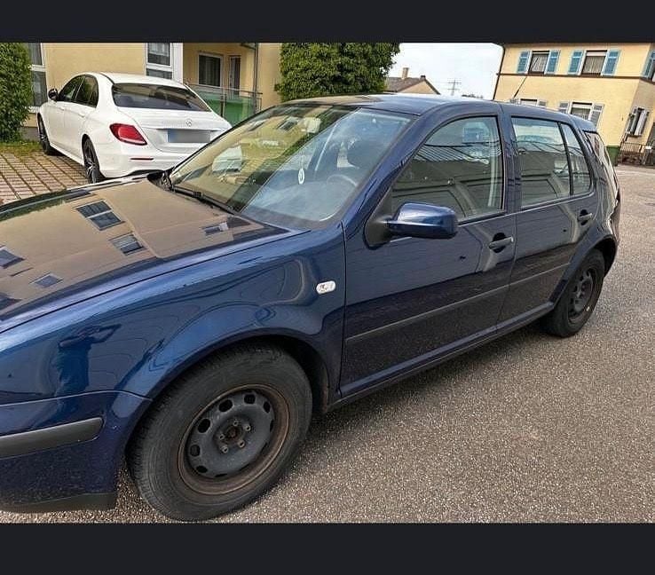 Gebraucht VW Golf IV Basis 75 PS (55 kW) 2002 Blau Limousine