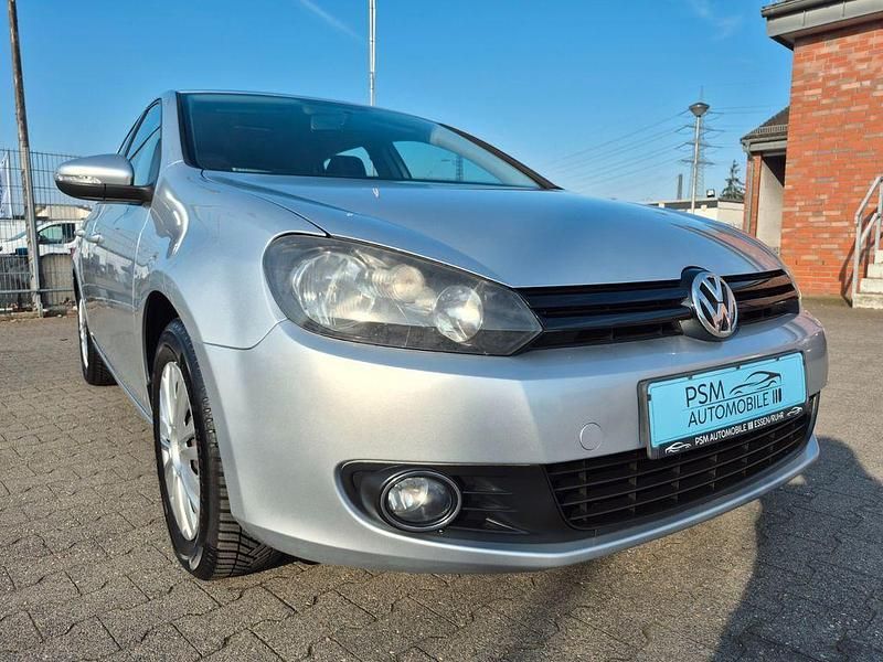 Gebraucht VW Golf VI 86 PS (63 kW) 2011 Silber Kleinwagen