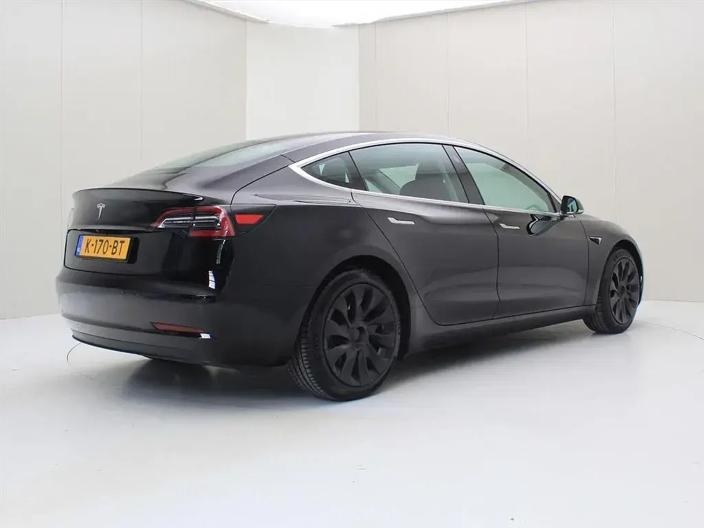Gebraucht Tesla Model 3 Standard Range 225 kW (306 PS) 2020 Schwarz Limousine