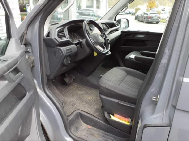 Gebraucht VW Multivan Trendline 150 PS (110 kW) 2021 Van