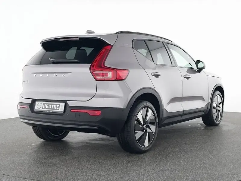Neu Volvo EX40 Plus 325 kW (442 PS) 2026 Silber SUV