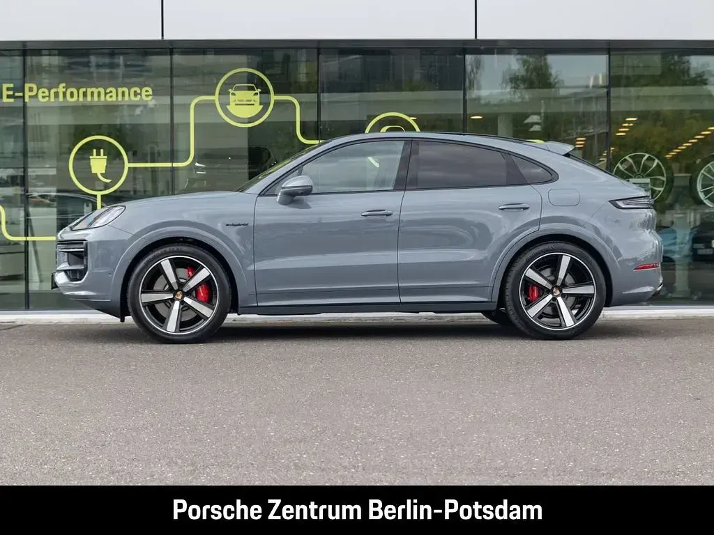 Gebraucht Porsche Cayenne S E-Hybrid Coupe 519 PS (381 kW) 2025 Grau SUV