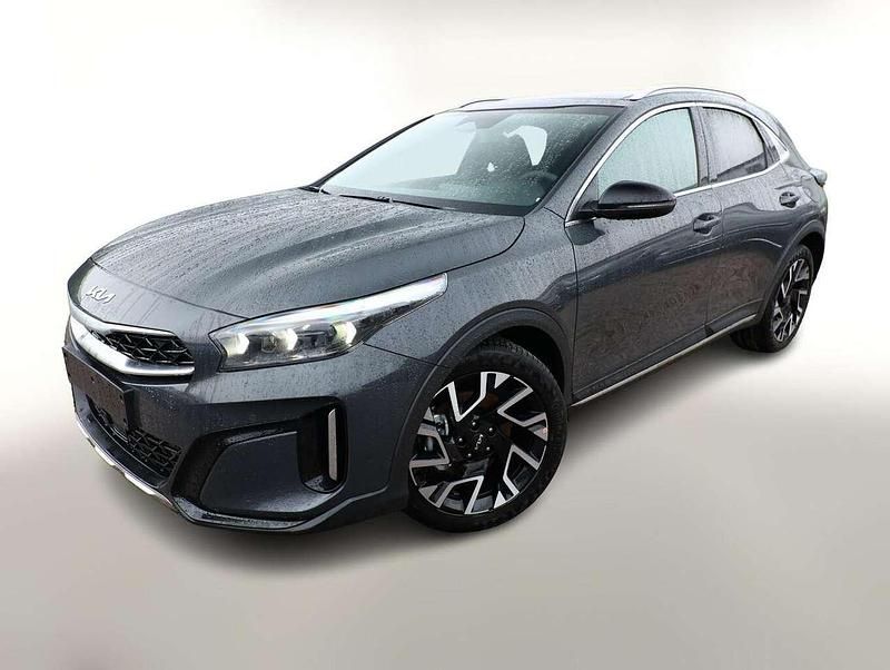 Neu Kia XCeed 150 PS (110 kW) 2026 Pentametal metallic SUV