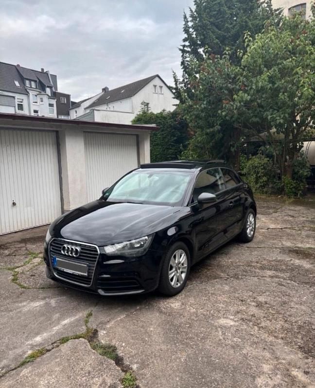 Second-hand Audi A1 86 CP (63 kW) 2011 Negru Hatchback