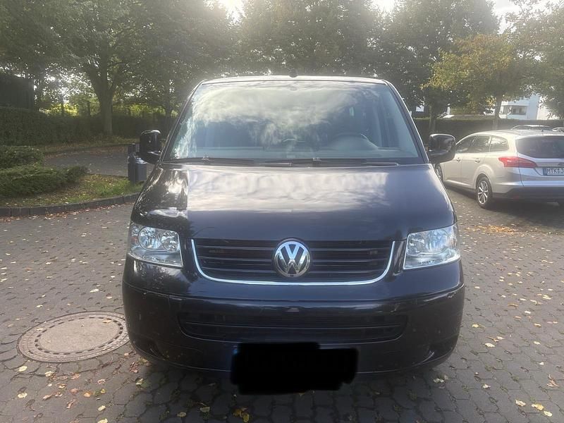 Schwarz Gebraucht 2006 VW T5 Van | 8.900 € (Guter Preis) - Bild 1/4