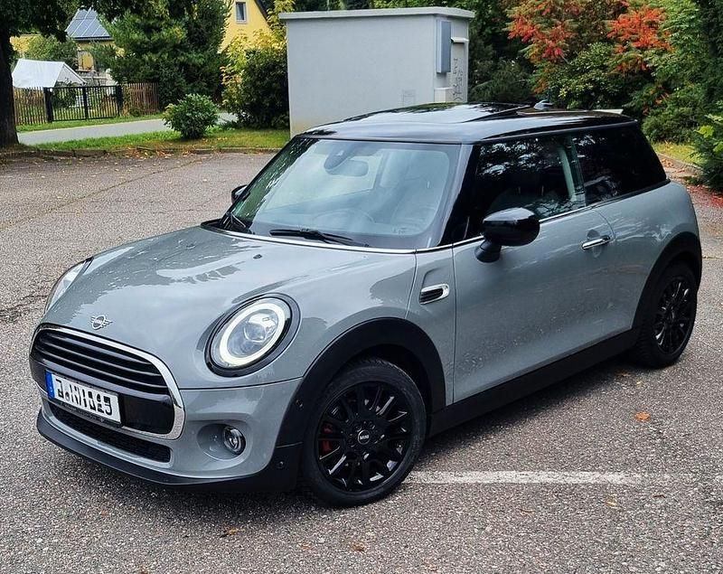 Grau Gebraucht 2020 Mini Cooper Kleinwagen | 18.950 € (Guter Preis) - Bild 1/4