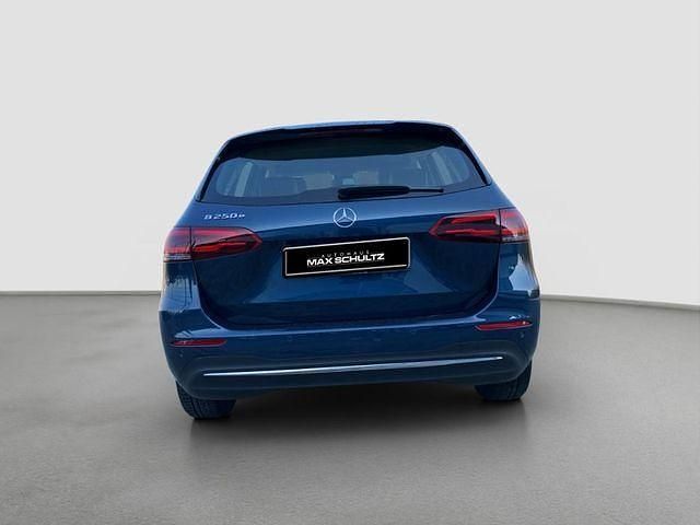 Gebraucht Mercedes E250 Style 160 PS (117 kW) 2022 Denimblau (metallic) Limousine