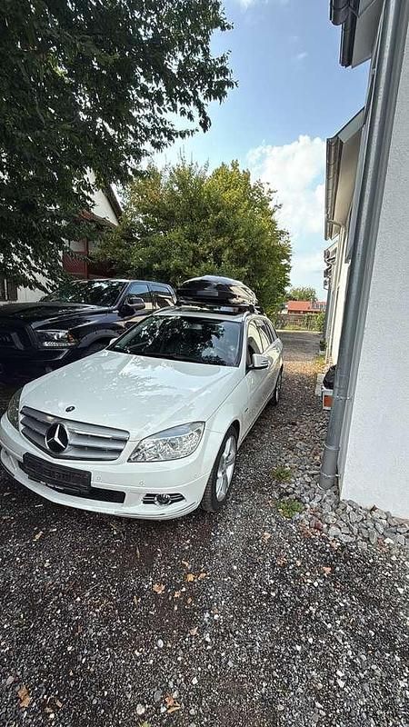 Gebraucht Mercedes C180 Elegance 156 PS (114 kW) 2010 Kombi