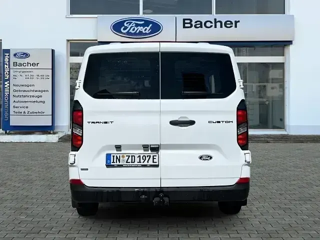 Gebraucht Ford Transit Custom 233 PS (171 kW) 2025 Andere Limousine