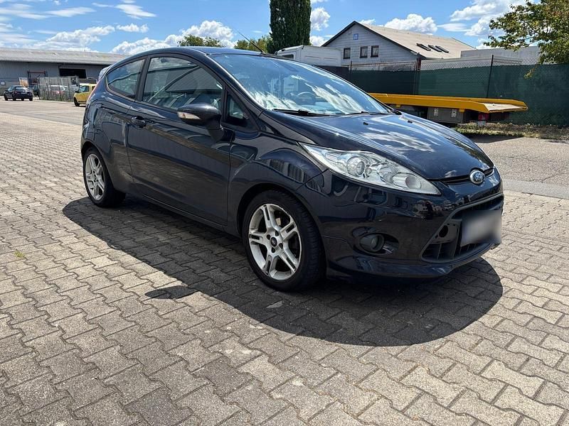 Gebraucht Ford Fiesta 95 PS (69 kW) 2010 Schwarz Kleinwagen