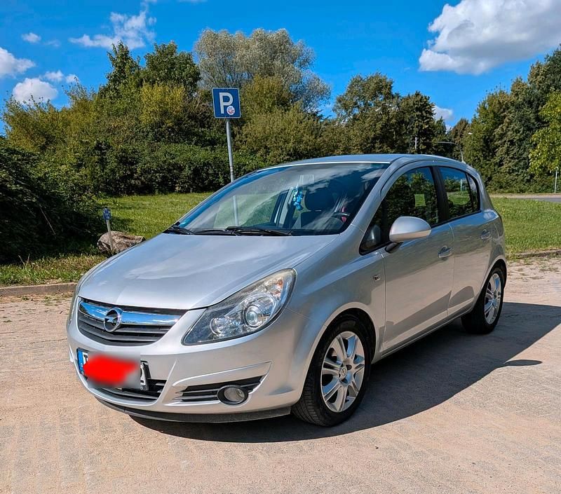 Gebraucht Opel Corsa Innovation 87 PS (63 kW) 2010 Silber Kleinwagen