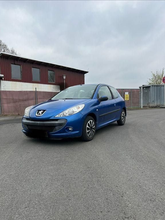 Gebraucht Peugeot 206+ 75 PS (55 kW) 2009 Blau Kleinwagen