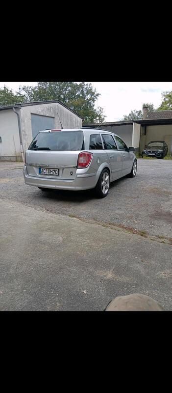 Silber Gebraucht 2007 Opel Astra Kombi | 1.950 € (Fairer Preis) - Bild 1/4
