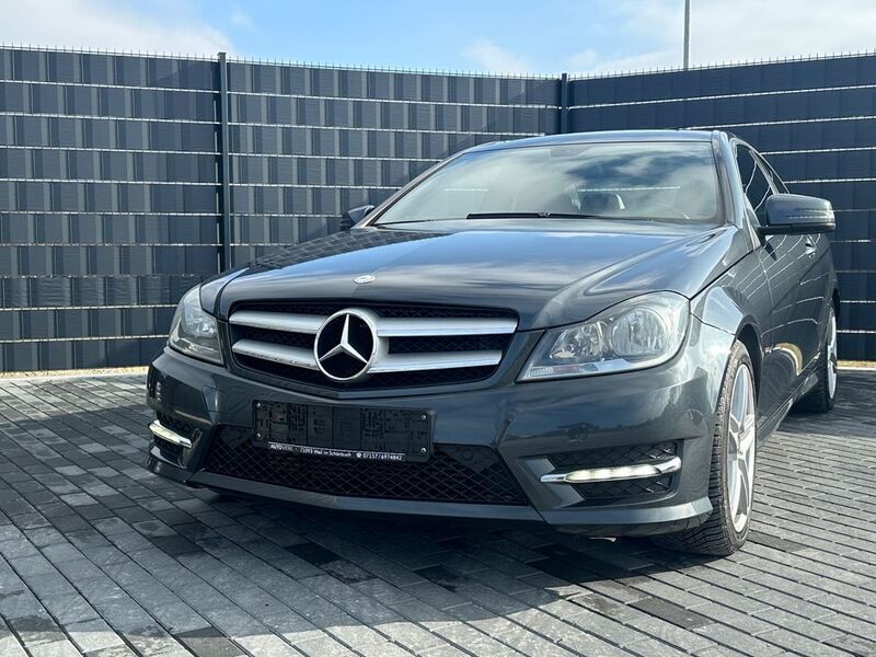 Grau Gebraucht 2012 Mercedes C180 Coupé | 5.990 € (Superpreis) - Bild 1/4