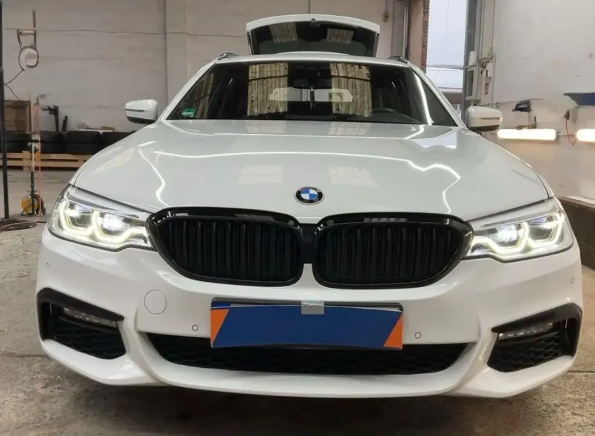 Gebraucht BMW 520 M Sport 190 PS (139 kW) 2018 Weiß Kombi