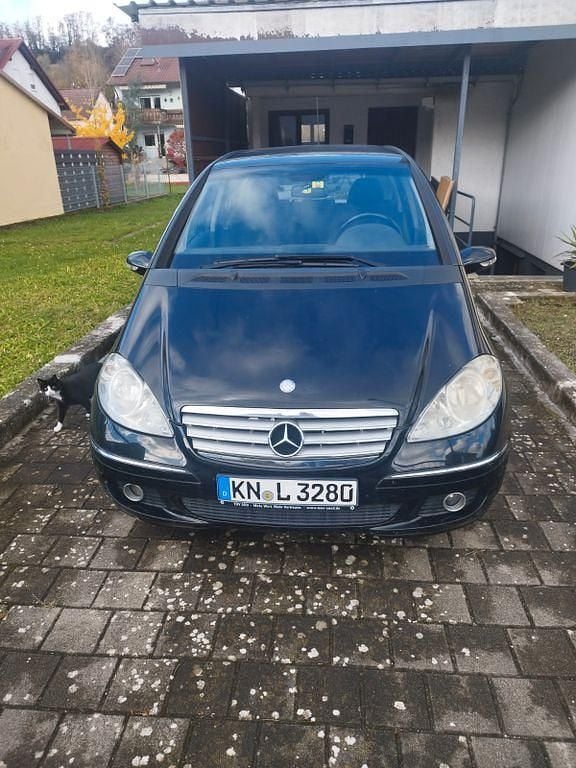 Gebraucht 2005 Mercedes A170 Elegance Van / Kleinbus | 750 € (Fairer Preis) - Bild 1/4