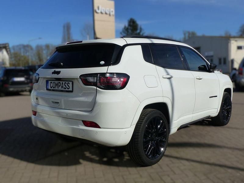 Gebraucht Jeep Compass Altitude 131 PS (96 kW) 2024 Weiß SUV
