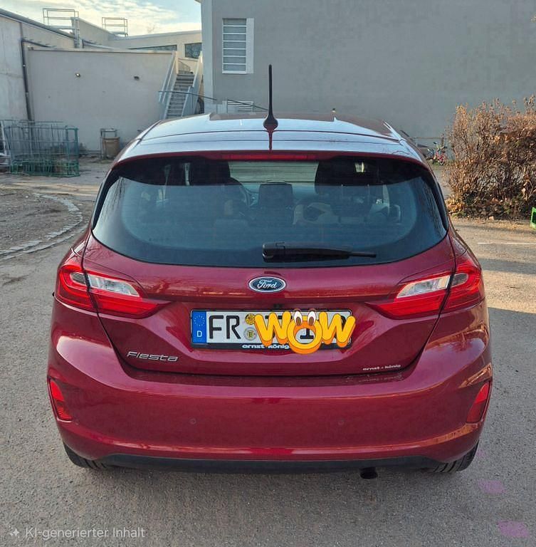 Gebraucht Ford Fiesta Titanium 101 PS (74 kW) 2018 Rot Limousine