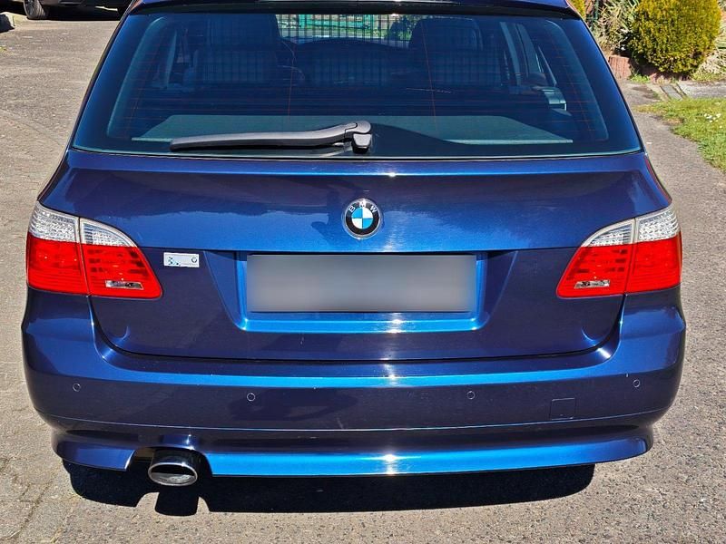 Gebraucht BMW 520 Lifestyle 163 PS (119 kW) 2009 Blau Kombi