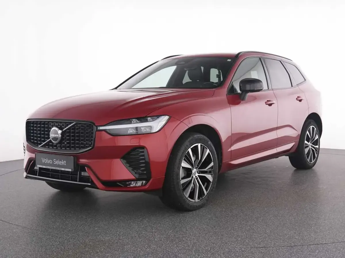 Gebraucht Volvo XC60 145 PS (106 kW) 2023 SUV