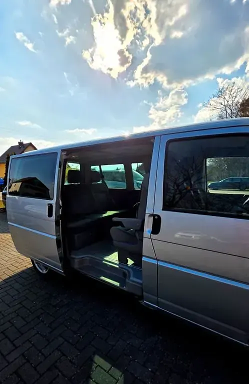 Gebraucht VW Multivan 126 PS (92 kW) 2001 Silber Van / Kleinbus