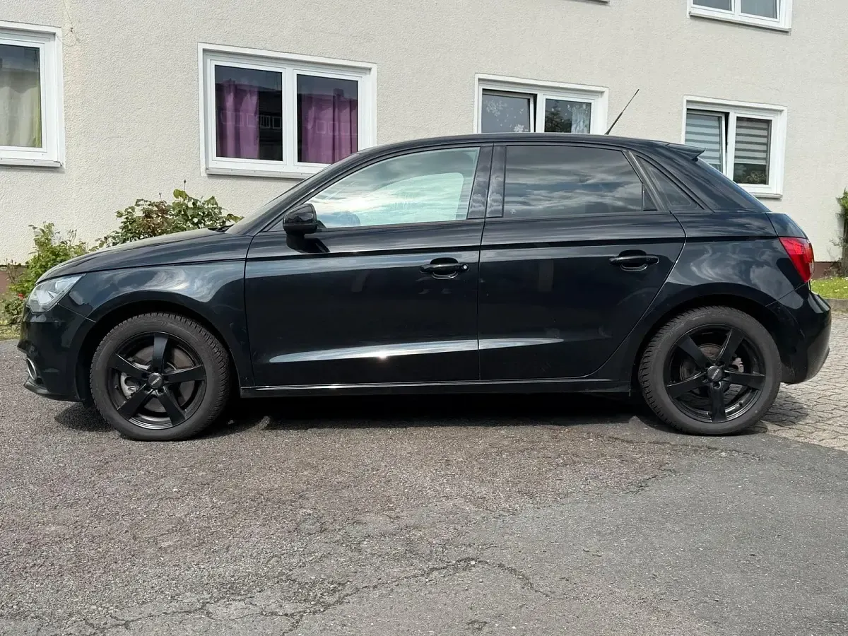 Gebraucht Audi A1 143 PS (105 kW) 2013 Schwarz Kleinwagen