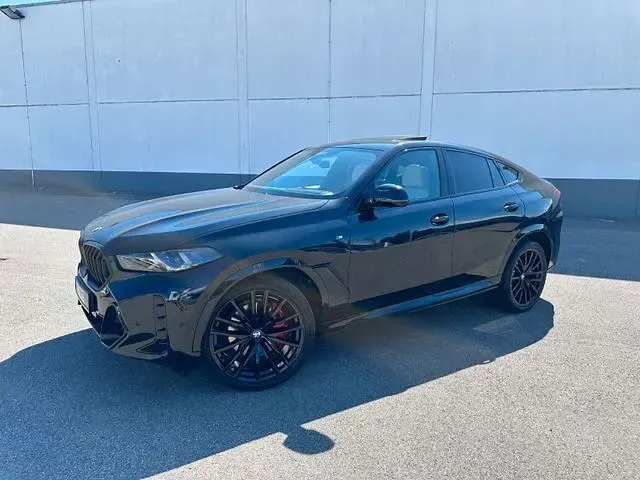 Gebraucht BMW X6 M Sport 286 PS (210 kW) 2025 Schwarz SUV