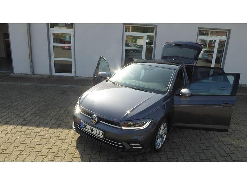Gebraucht VW Polo Style 116 PS (85 kW) 2025 Blau Limousine