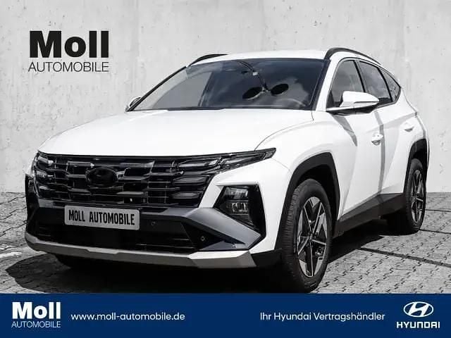 Weiss Neu 2024 Hyundai Tucson Trend SUV | 35.475 € (Guter Preis) - Bild 1/4